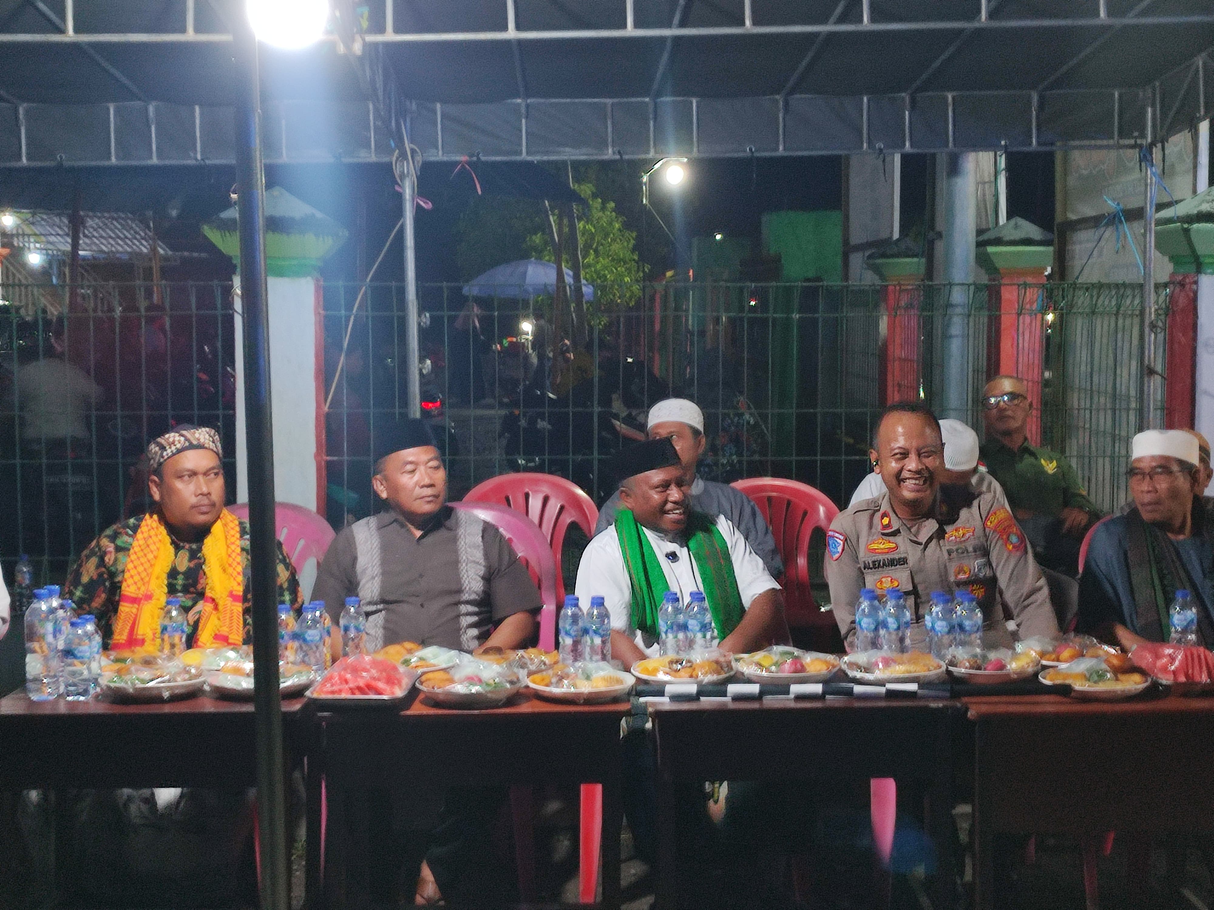 Lepas Peserta Pawai Takbir Keliling, Wabup Joko Lingara Berpesan Jaga Persatuan dan Ketertiban
